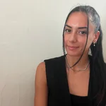 leontaraki graduates img1